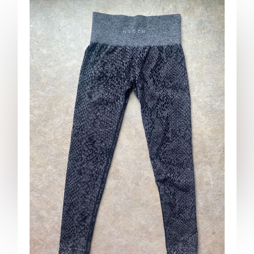 Nvgtn snake print leggings